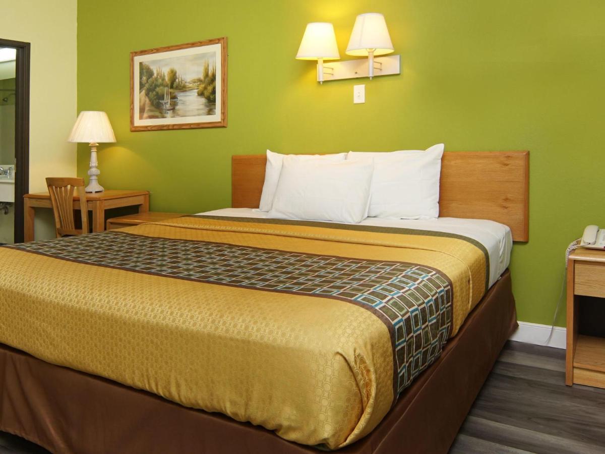 Quality One Motel Weatherford Esterno foto
