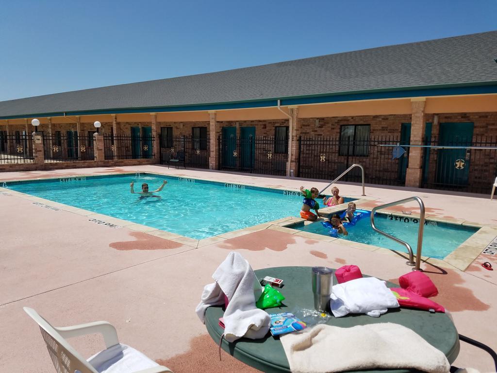 Quality One Motel Weatherford Esterno foto